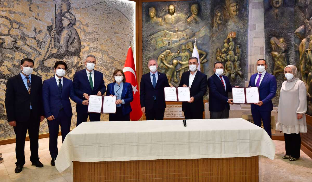 “Göçmen Hizmetleri Merkezi” Protokolü İmzalandı