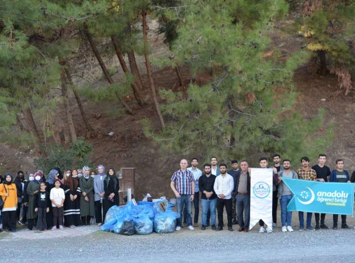 AÖB Kahramanmaraş Çevre Temizliği Düzenledi