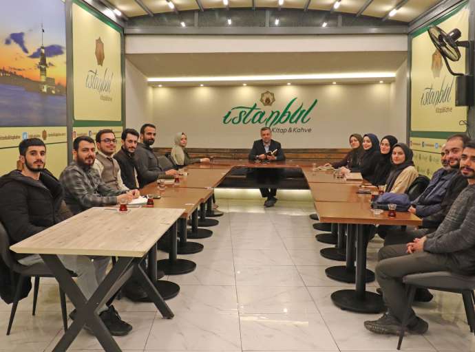 Daryush Shayegan’ın Yaralı Bilinç Kitabı Tahlil Edildi.