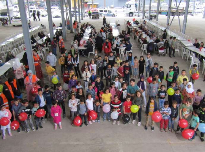 Osmaniye’de 15 Ramazan “Dünya Yetimler Günü” İftarı