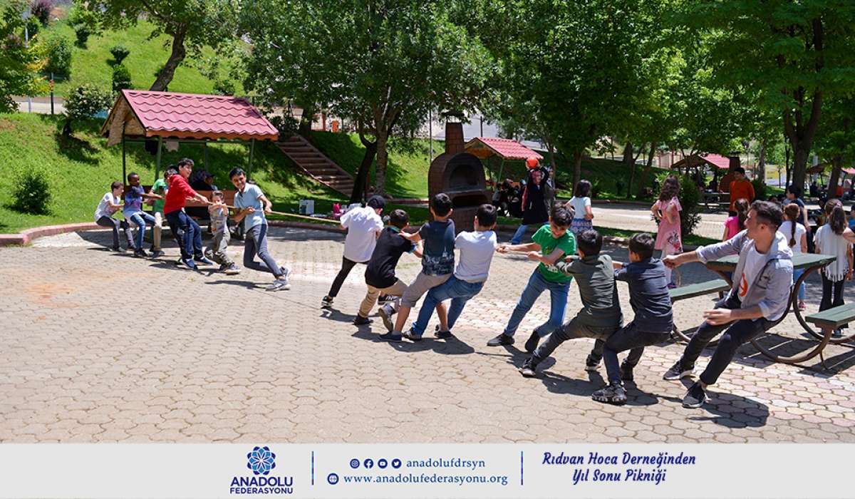 Rıdvan Hoca Derneğinden Yıl Sonu Pikniği