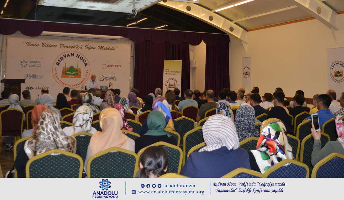 Rıdvan Hoca Vakfı’nda “Coğrafyamızda Yaşananlar” başlıklı konferans yapıldı