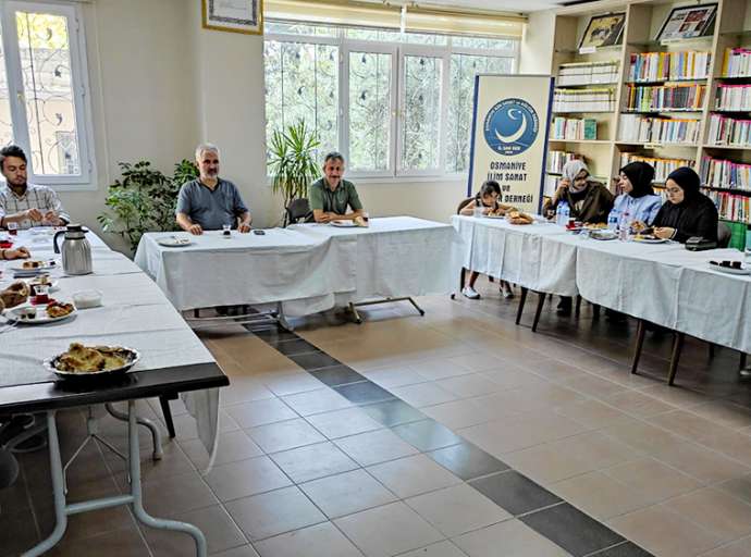 Üniversiteli Öğrencilerle Tanışma Kahvaltısı