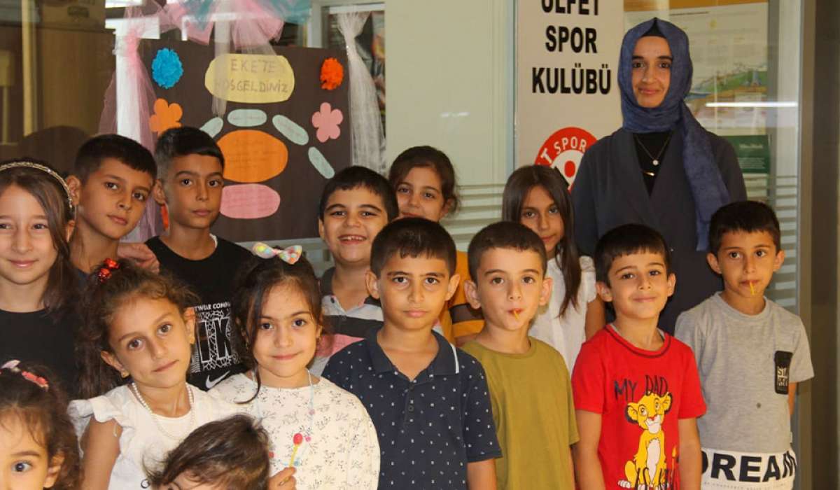 “Kardeşimi Geleceğe Taşıyorum” Projesi Bisiklet Turu Etkinliği Yapıldı