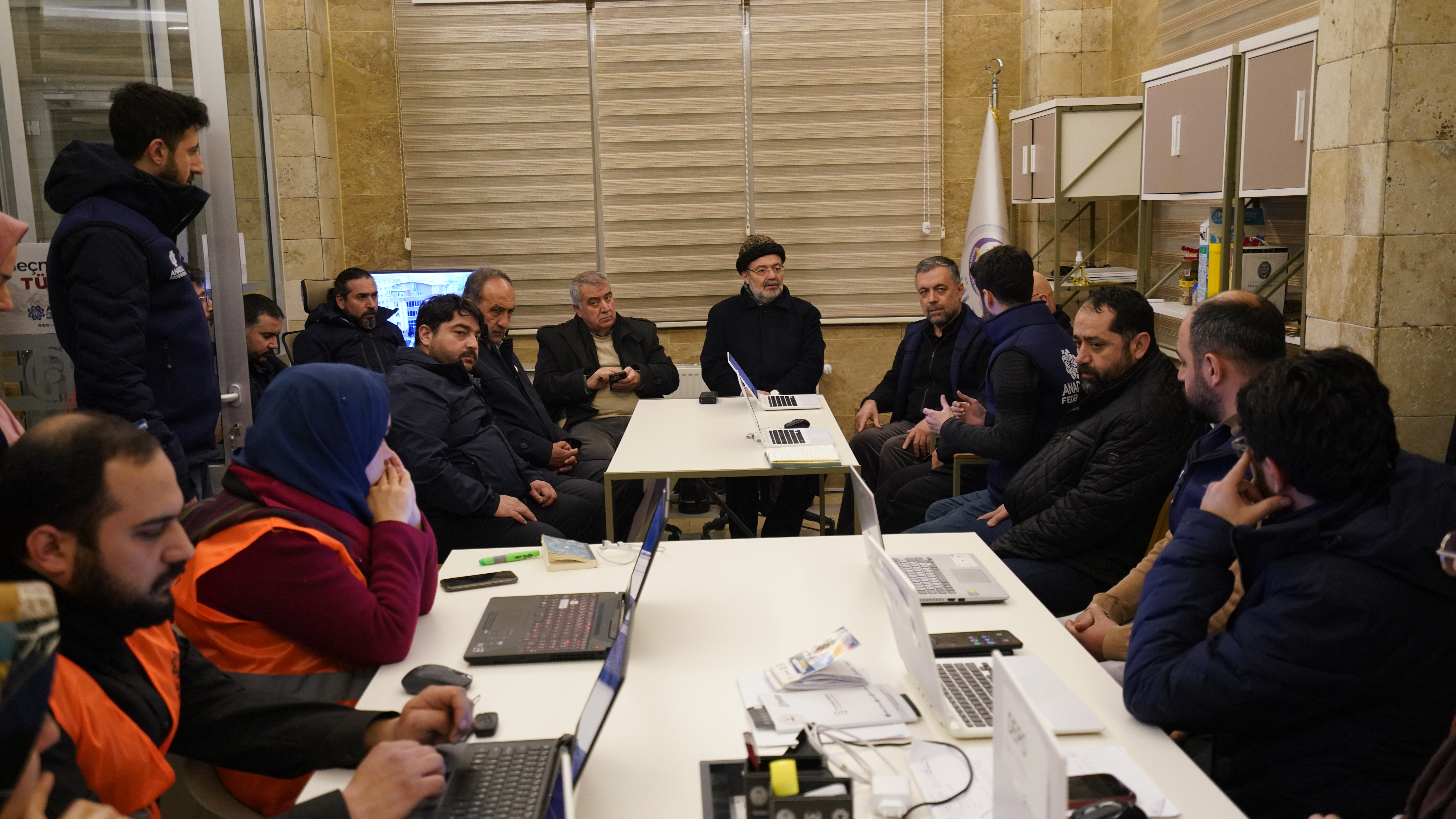 Prof. Dr. Mehmet Görmez Anadolu Federasyonu Bülbülzade Vakfı Afet Koordinasyon Merkezimizi Ziyaret Etti