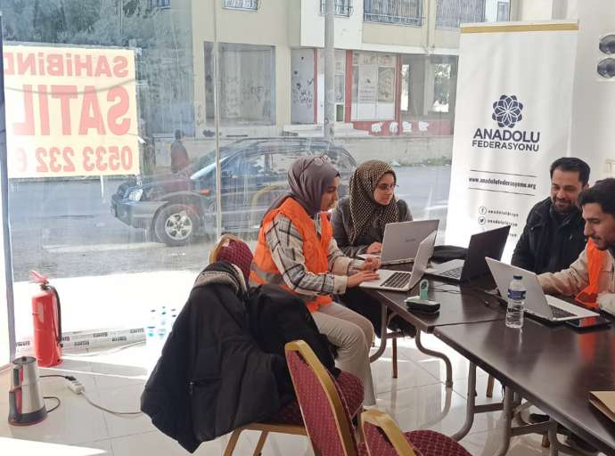 İL-SAN DER, Depremzedeler İçin Kahvaltılık Malzeme Destek Organizasyonu Başlattı