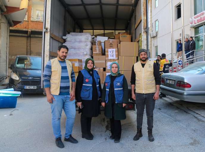 Depremden Etkilenenler İçin Sağlık Sektörü Destekleme Projemiz Devam Ediyor