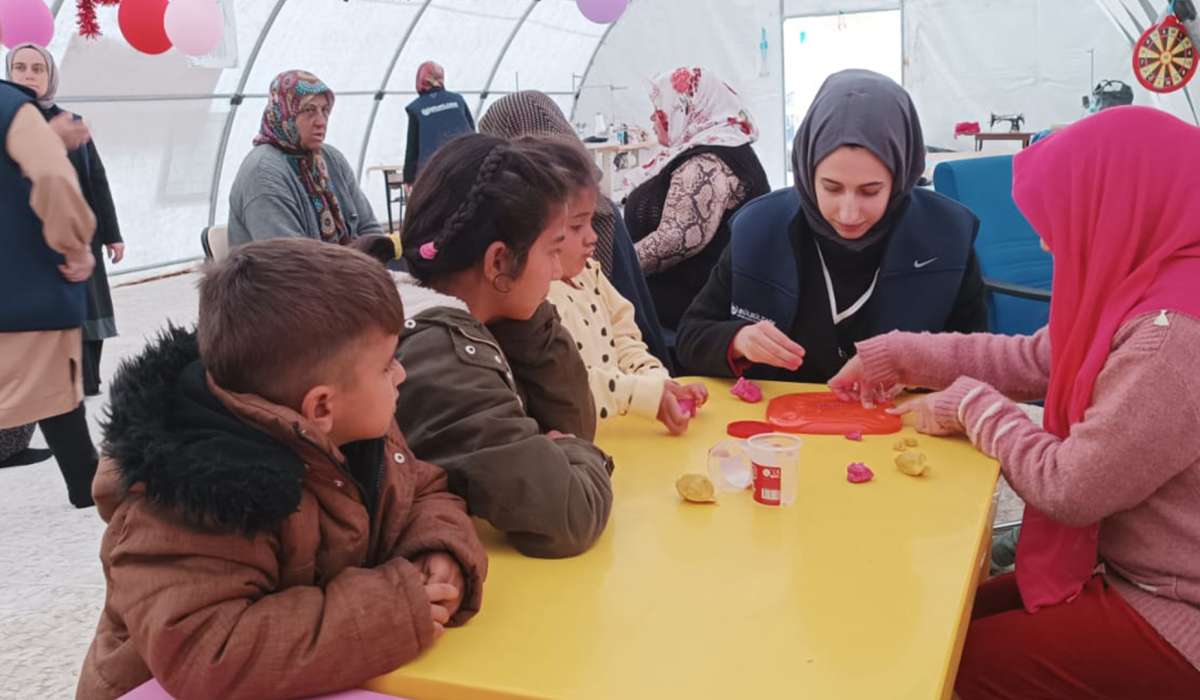 Anadolu Federasyonunun Deprem Bölgesindeki Faaliyetleri Devam Ediyor