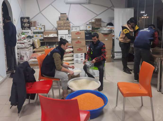 NEDDER’in Depremzedelere Yönelik Yardım Faaliyetleri Devam Ediyor