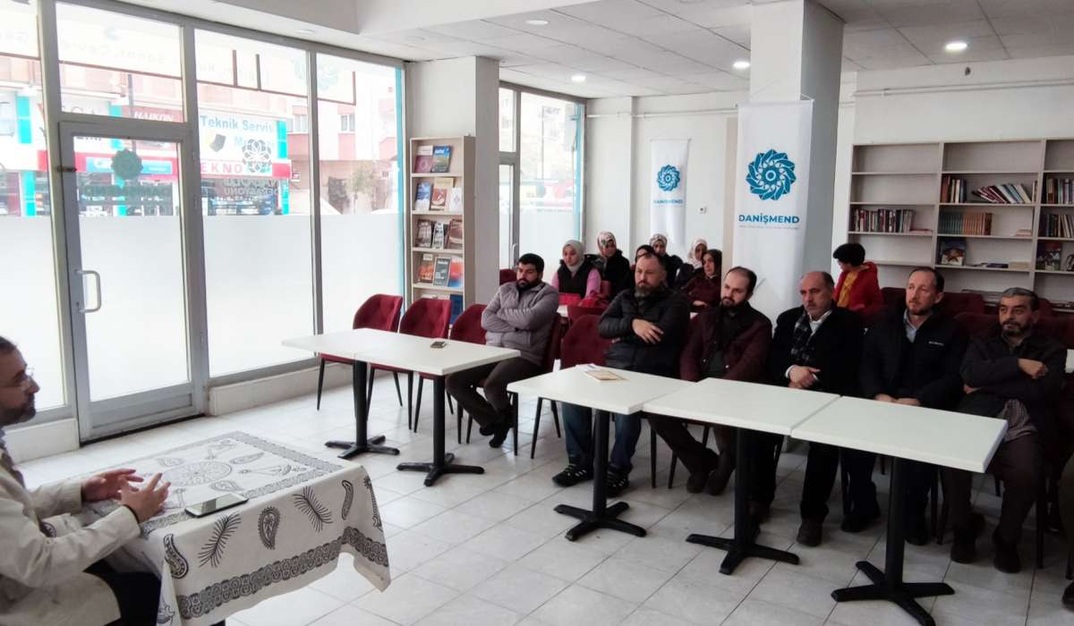 Danişmend Derneğinde Ramazan Seminerlerine Başlandı
