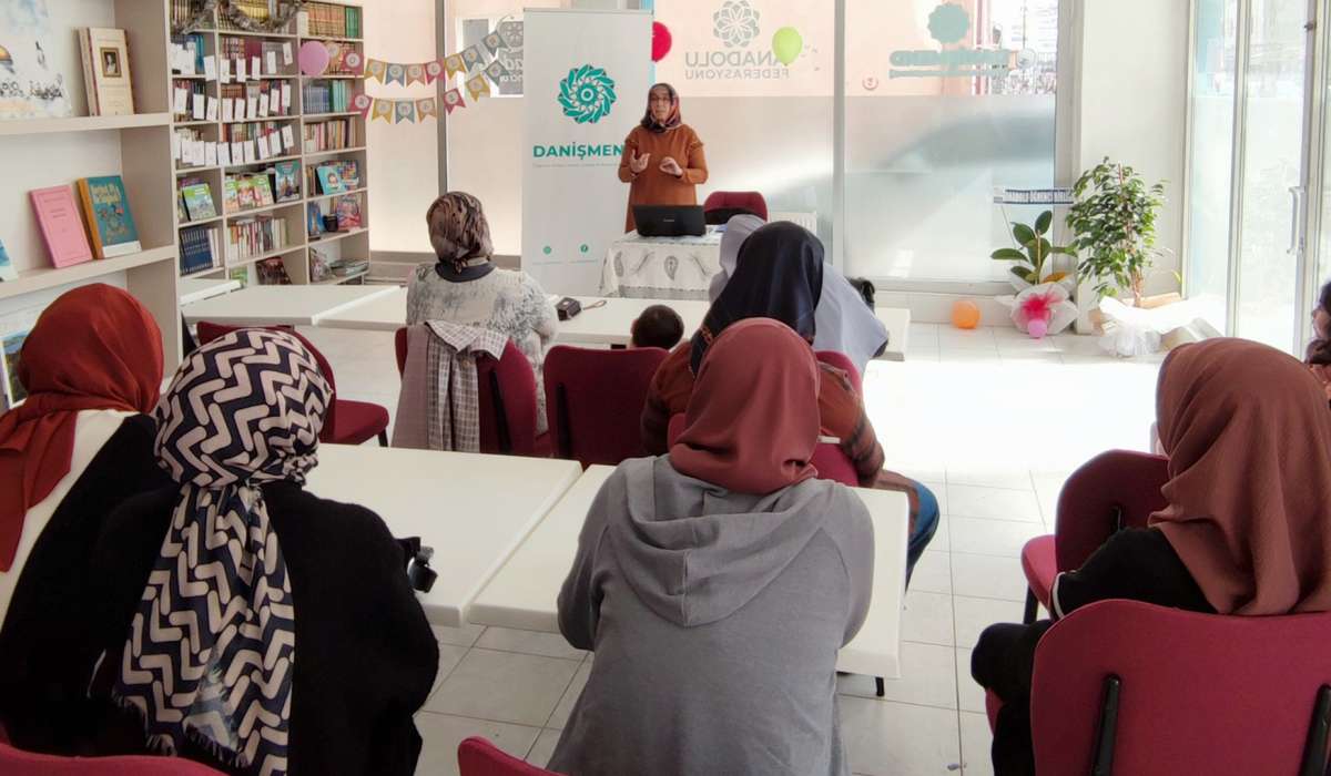 Sivas Danişmend Derneği Ramazan Seminerlerine Devam Ediyor