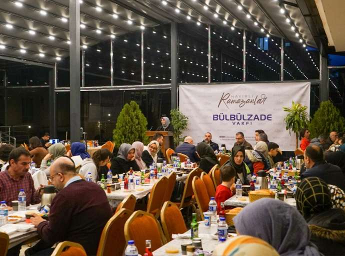 Bülbülzade Vakfı Yardım Komisyonu İftar Programı Gerçekleştirildi