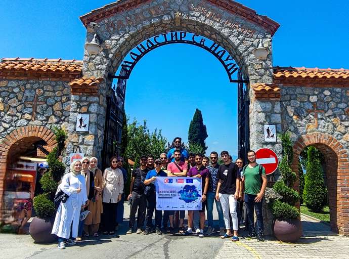 Dijital Çağ ve Dönüşen Dünyada Genç Olmak” Başlıklı Gençlik Buluşması Gerçekleştirildi