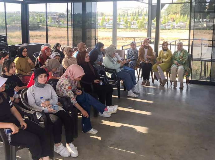 Ortaöğretim Kız Öğrencilerine Yönelik “Hayat Veren İşler Kampı” Gerçekleştirildi