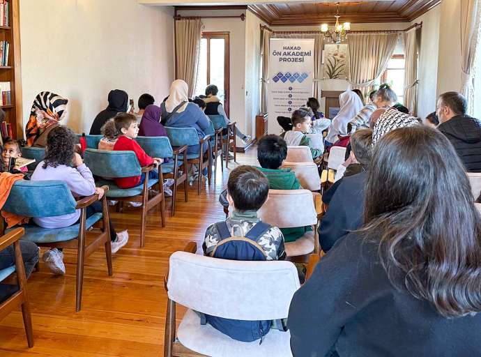 İçişleri Bakanlığı Destekli "Hakad Ön Akademi Projesi" Aileler ve Çocuklarla Buluştu