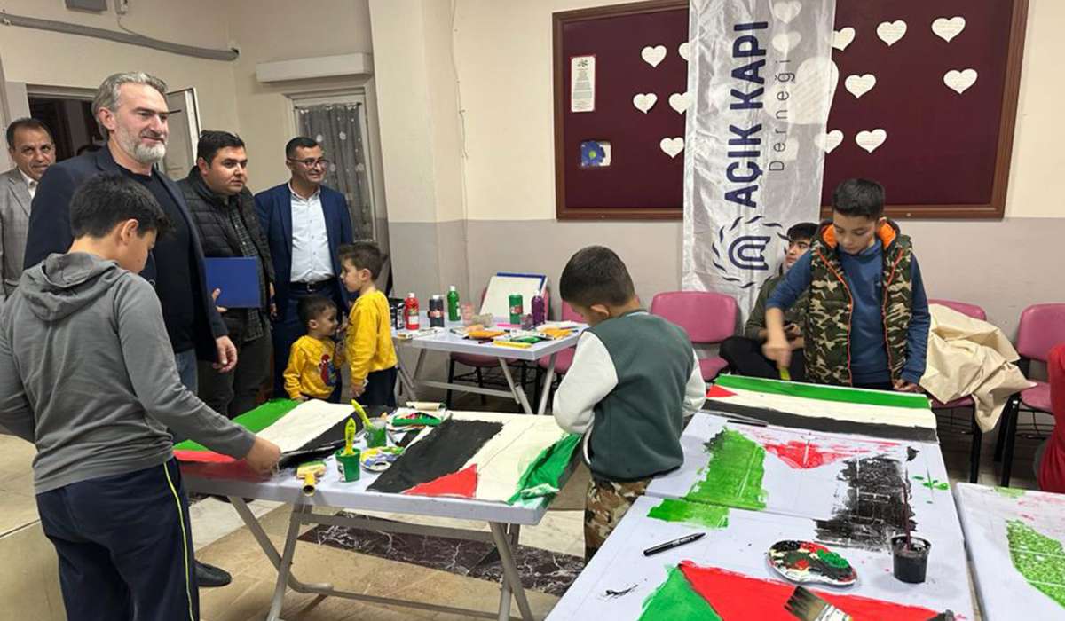 Tarsus Açık Kapı Derneği, "Özgür Filistin, Özgür Mescid-i Aksa" Temalı Etkinlik Düzenledi