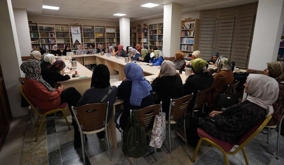 Akadder Gaziantep temsilciliği Mozaik Kadın Derneği’nde Tematik Okumalar Programı Devam Ediyor