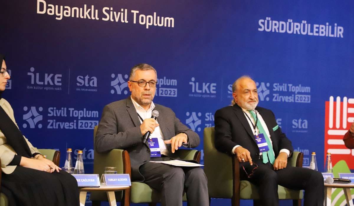 Anadolu Federasyonu Başkanı Turgay Aldemir, İlke Vakfı Tarafından Düzenlenen Sivil Toplum Zirvesi'ne Katılım Sağladı