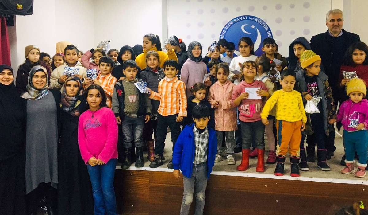 İlsander, Yetim Çocuklar İçin Etkinlik Düzenledi