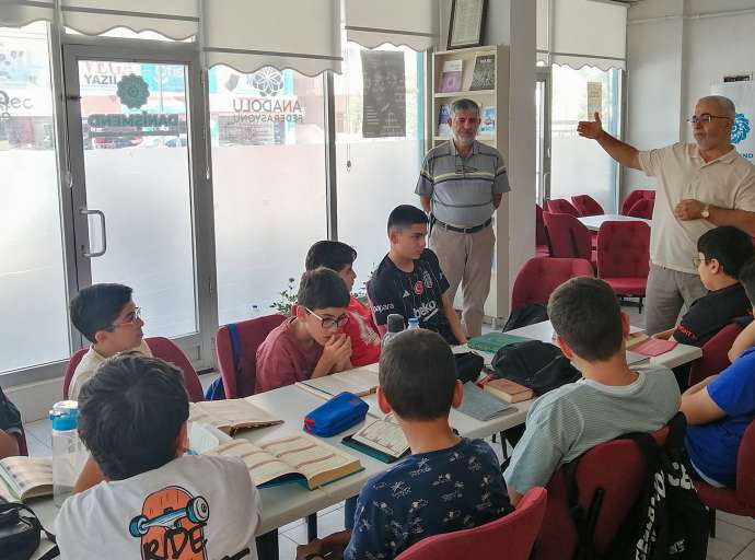 Anadolu Federasyonu Teşkilatlanma Biriminden Üye Derneklerin Yaz Okullarına Ziyaret