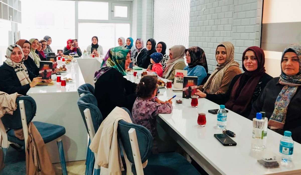 AKADDER İstanbul Temsilciliği Kitap Tahlilleri Devam Ediyor