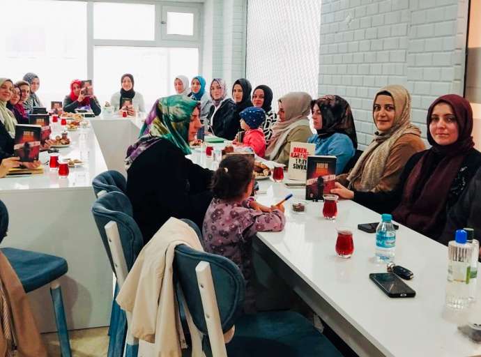 AKADDER İstanbul Temsilciliği Kitap Tahlilleri Devam Ediyor