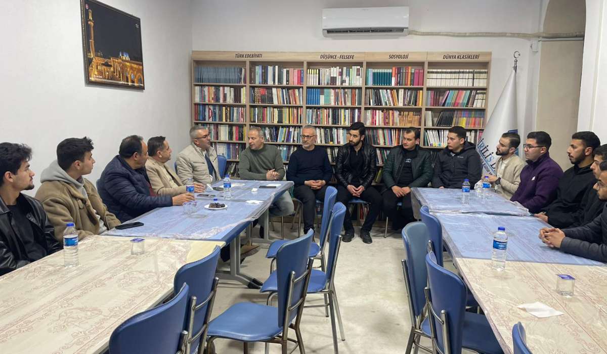 UDEF Kilis Temsilciliği Gençlerle İftar Programı Düzenledi